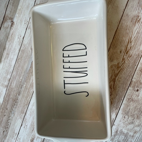 Rae Dunn Stuffed Loaf Pan - Picture 4 of 8